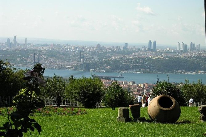 Dolmabahce Palace Tour in Istanbul - The Crystal Staircase and Medhal Hall: your best interior payoff
