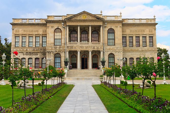 Dolmabahce Palace Tour in Istanbul - Atatürk in Dolmabahçe: the 9:05am detail that sticks with you