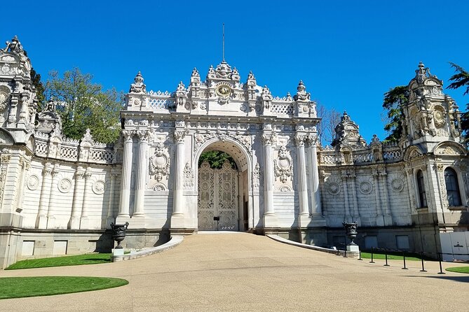 Dolmabahçe Palace Tour with Guide and Luxury Yacht Sunset Cruises - Entering the Bosphorus: Strait of Asia Meets Europe