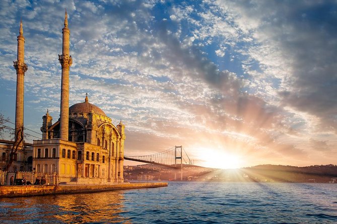 Dolmabahçe Palace with Bosphorus Cruise - The 2 hour Bosphorus cruise, where Istanbul clicks