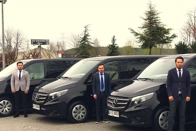 Economic Istanbul Airport Shuttle - Private, Up to 6, and Built for Actual Airport Timing