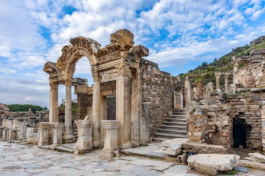Ephesus and Virgin Mary Day Trip by Plane from Istanbul - Who This Plane Day Trip Fits Best