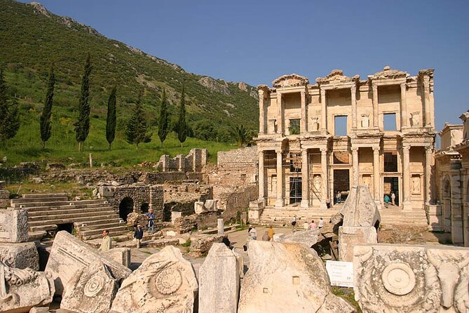 Ephesus Day Trip from Istanbul by plane - Sultanahmet District, a short morning pause before the big sights