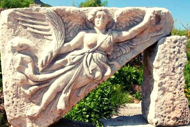 Ephesus Full-Day Tour from Istanbul with Antique City - Selcuk Lunch Break: Fuel Up Without Overthinking It