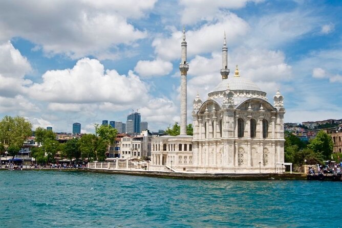 Exclusive Luxury Yacht Bosphorus Sightseeing Cruise in Istanbul - Ortaköy Mosque and the Famous Suspension Bridge Facts