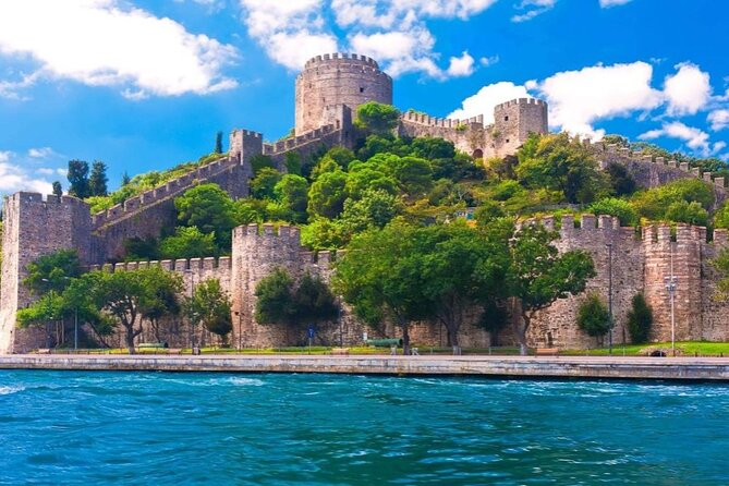 Exclusive Luxury Yacht Bosphorus Sightseeing Cruise in Istanbul - Bebek: Summer Houses That Still Feel Like Home
