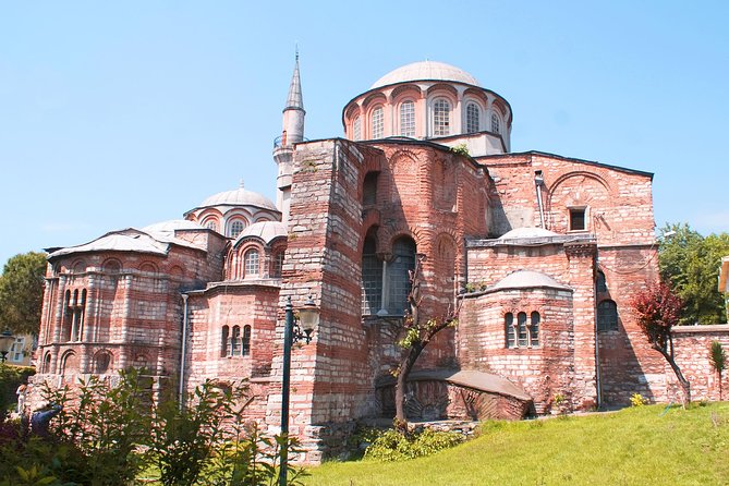 Eyup, Pierre Loti Hill, and Kariye Museum: Guided Day Tour from Istanbul - Misir Carsisi Spice Market, where stories make the aromas make sense