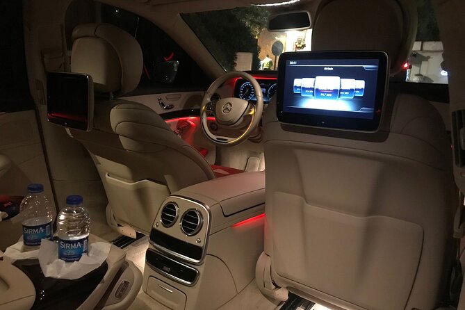 First Class Business Sedan Airport Transfer Services in Istanbul - Group size and pricing value for up to 2 people