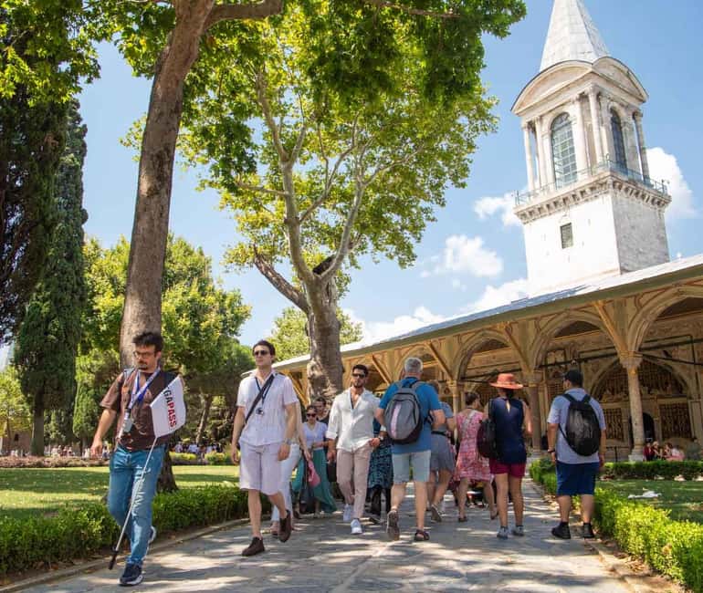 Flexible Combo: Hagia Sophia, Topkapi, Basilica, Blue Mosque - Smart add-ons: headsets and the 10-language audio guide