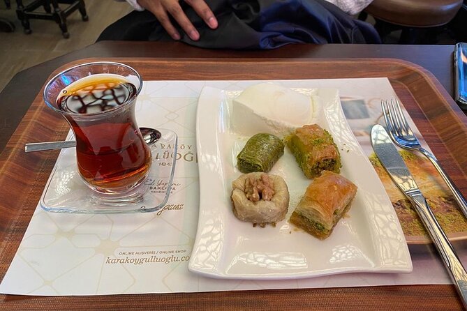 Food Tour in Istanbul with Local Guide - Karaköy Baklava Finish: The Dessert That Closes the Loop