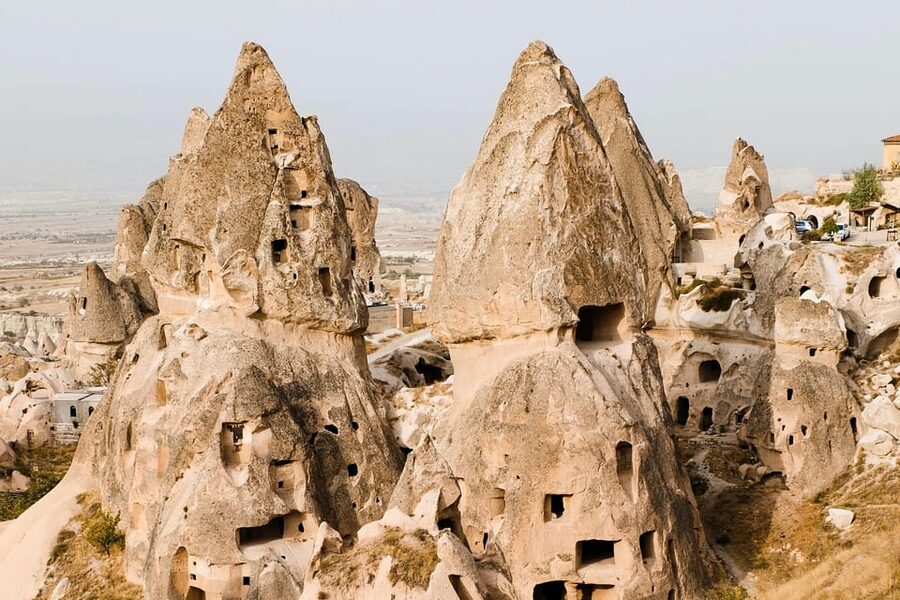 From Istanbul: 2-Day Cappadocia Highlights Tour by Plane - Your night in a suite cave room, and why it matters