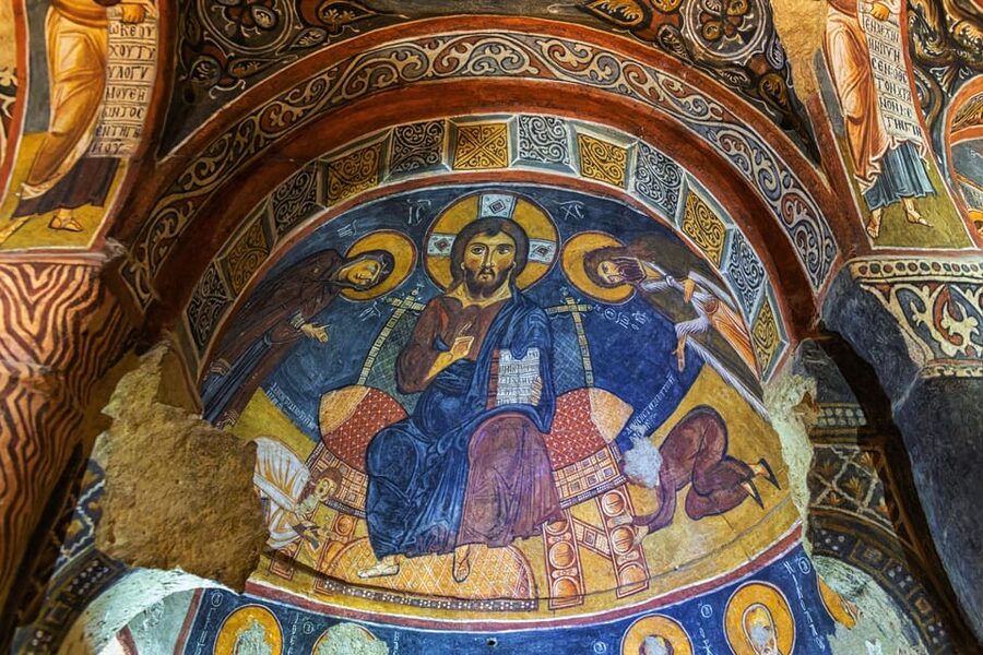 From Istanbul: 2-Day Cappadocia Highlights Tour by Plane - Underground city and pigeon valleys: Kaymakli plus Güvercinlik