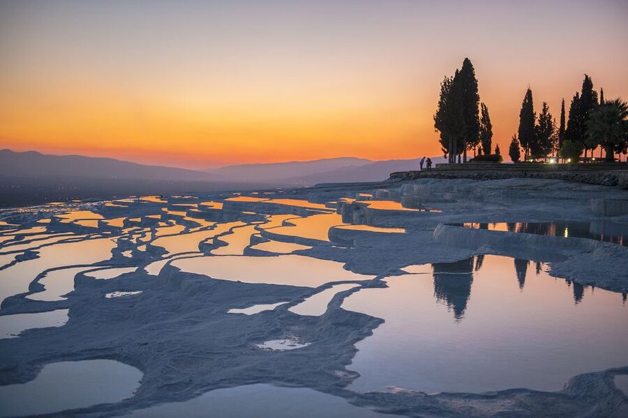 From Istanbul: 2-Day Ephesus & Pamukkale Tour by Bus - Price of $528, and whether it feels fair for what you get