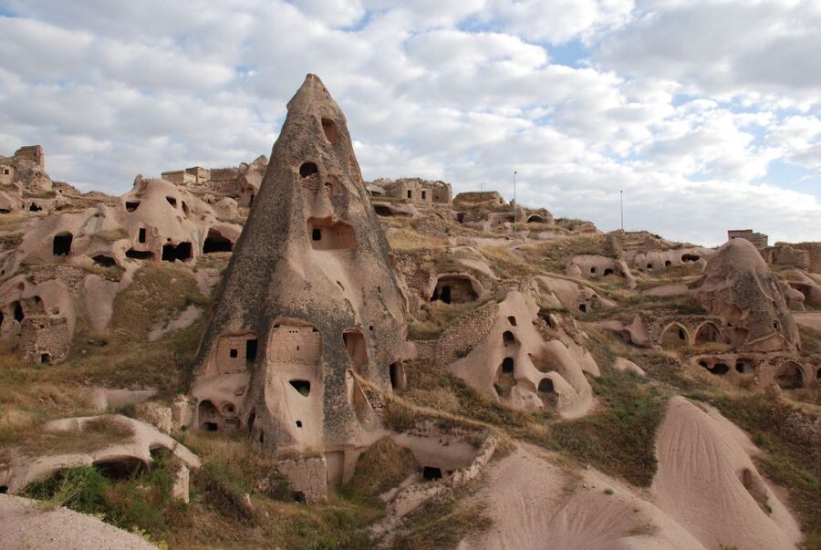 From Istanbul: 2-Day Trip to Cappadocia w/Balloon+Cave Hotel - Istanbul flights and Cappadocia transfers: why this package feels easy