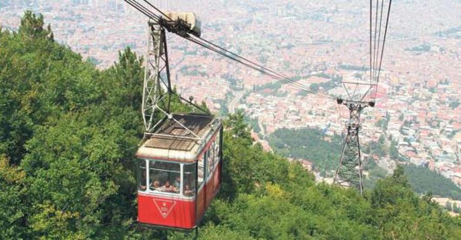 From Istanbul: Green Bursa Full-Day Excursion - Entering the Ottoman icons: Green (Grand) Mosque and Green Mausoleum