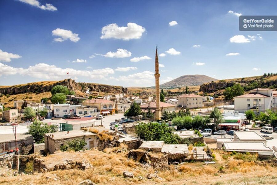 From Istanbul: Private Cappadocia Day-Tour Including Flight - Uchisar Castle viewpoints for the big picture