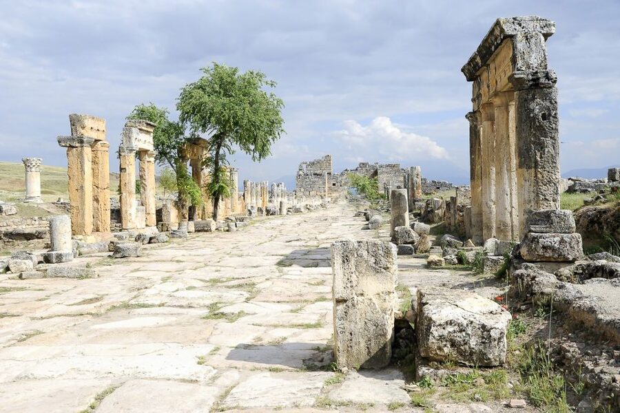 From Istanbul: Private Pamukkale and Hierapolis Day Tour - Key Points Before You Go