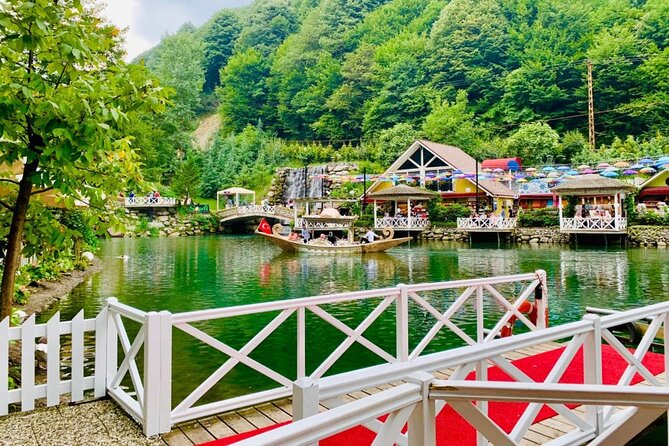 From Istanbul: Sapanca and Masukiye Day Trip with Lunch - A 12-hour circuit out of Istanbul for Sapanca and Maşukiye views