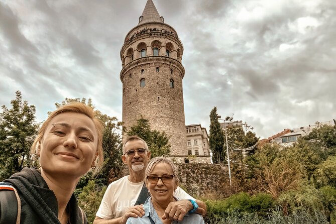 Full Coverage Istanbul Walking Tour - Corlulu Ali Pasa Medresesi, a local-meets-tourist pause