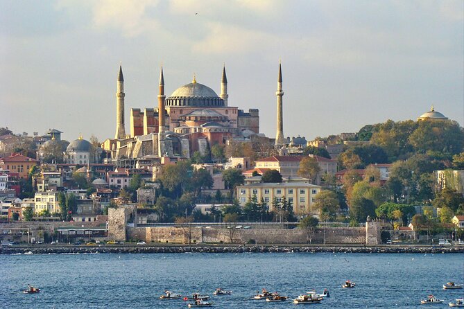 Full-Day Istanbul Old City Walking Tour - A guided Old City route that goes beyond postcards