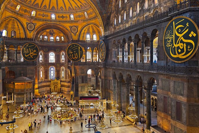 Full Day Private Guide in Istanbul - Sultanahmet Square: how to read the “in-between” time