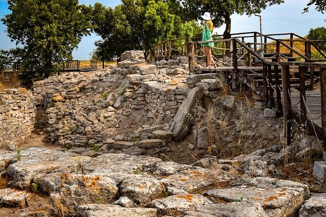 Full-Day Troy History Guided Tour with Lunch from Istanbul - Troy I through Troy IX: how to “read” a layered archaeological site