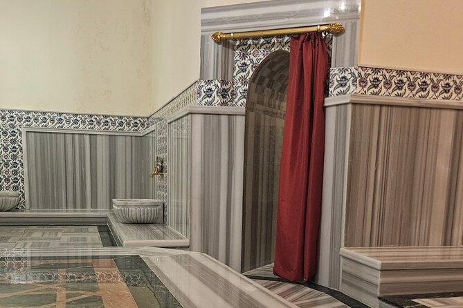 Gedikpasa Historical Turkish Bath Experience in Istanbul - Getting to Gedikpasa Hamami in Fatih without stress