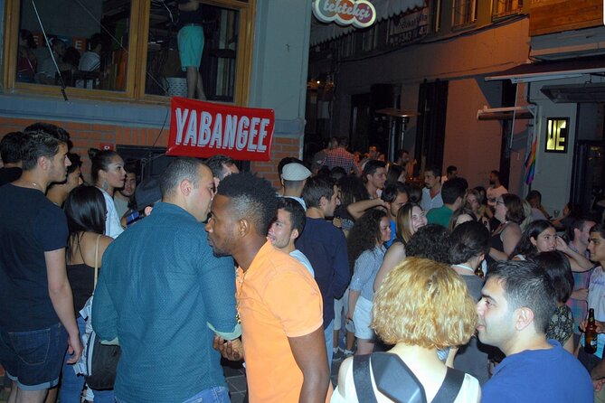 Global Vibe Istanbul : Multicultural Night & Social Party - The real rhythm of the night: games, language talk, karaoke, dancing