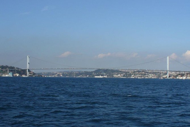 Golden Horn and Bosphorus Boat Tour in Istanbul - Why a 2-Hour Golden Horn and Bosphorus Cruise Works So Well