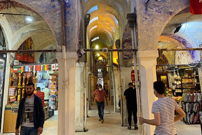 Grand Bazaar Through the Alleys - Buyuk Valide Han: 1651 Courtyard Vibes and Rooftop Views