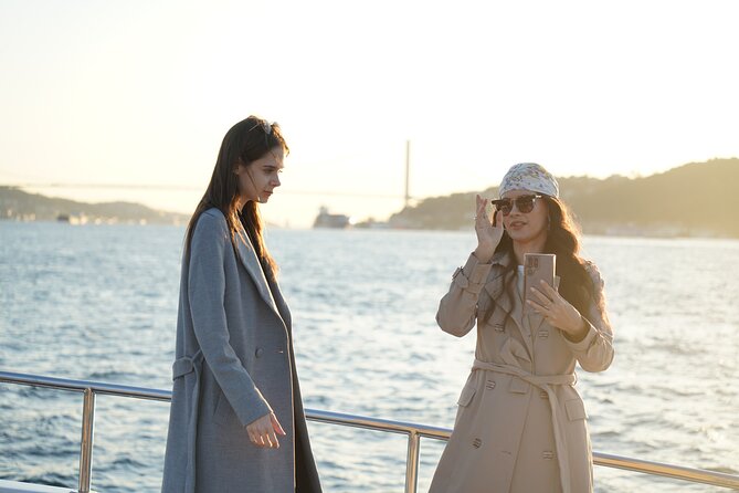 Guided Bosphorus Afternoon Cruise on Yacht - Fortresses at the Tightest Spot: Rumeli Hisarı and Anadolu Hisarı