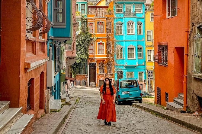 Guided Chora Mosque Balat Tour with Bosphorus Cruise - Why This Balat Day Starts at Kariye Mosque