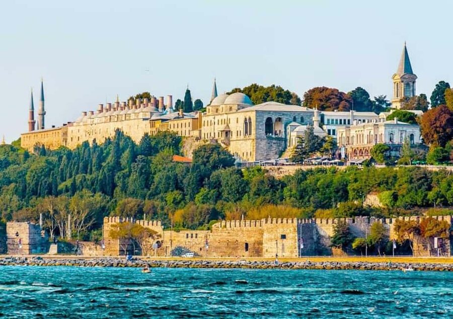 Guided Half-Day Istanbul Tour: Topkapi & Grand Bazaar - Grand Bazaar After Topkapi: How to Enjoy the Maze Without Getting Swept Away