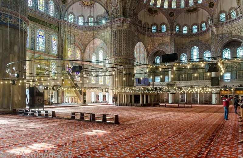 Hagia Sophia, Bosphorus cruise Blue Mosque, Small Group tour - Price and Value: What Your $52 Actually Buys
