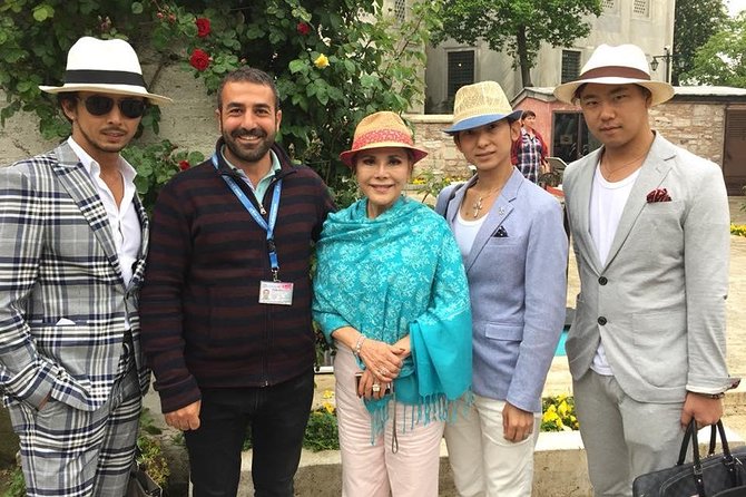 Hagia Sophia Group Tour ( Licensed Guide) - Dress code at Hagia Sophia: how to avoid being turned away
