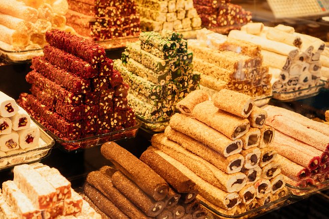 Highlights & Hidden Gems With Locals: Best of Istanbul Private Tour - What the optional fourth stop might look like (and why it matters)