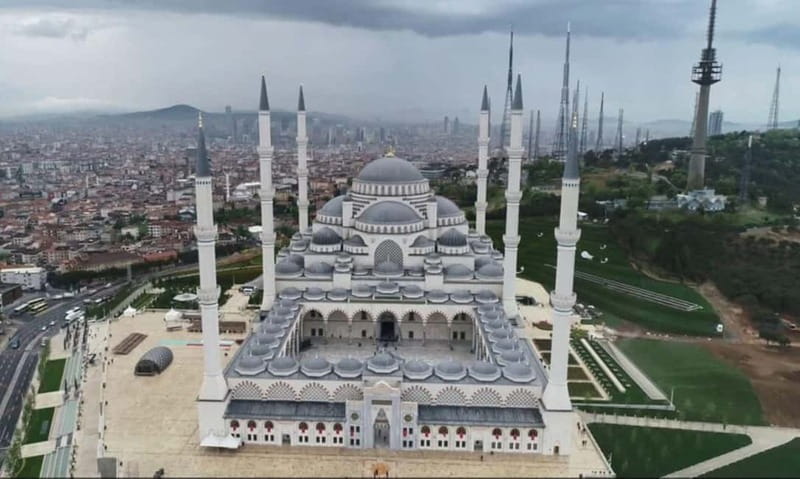Highlights of Asia & Europe, Coach & Cruise tour Small Group - Golden Horn Drive Through Historic Corners and Roman Traces
