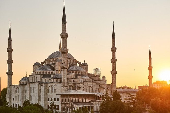 Imperial Istanbul Half-Day Tour: Hagia Sophia and Grand Bazaar - The carpet shop stop, and how to keep control of your visit