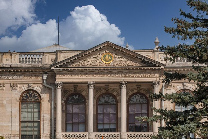 Imperial Splendor: Dolmabahce Palace & Bosphorus Yacht Cruise - Who should book this Dolmabahçe and Bosphorus combo