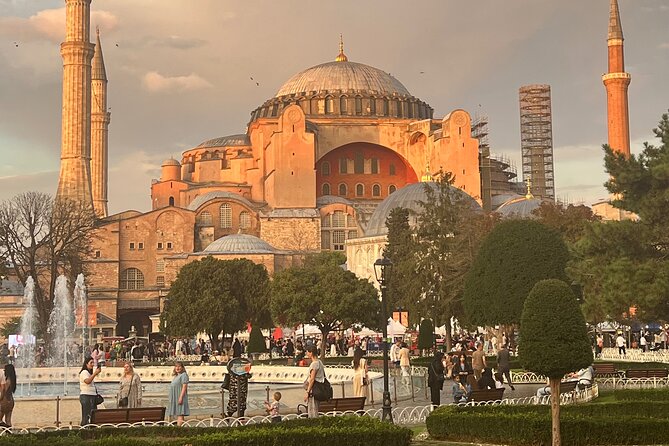 Imperial Traces of Istanbul – Private Guided Signature Tour - Stop 5: Grand Bazaar, 4,000 Shops, and How to Shop Without Getting Towed Around