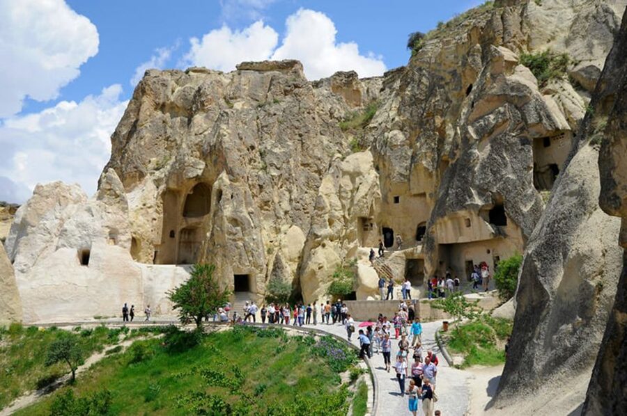 Istanbul: 3-Days, 2-nights in Cappadocia & Hot Air Balloon - South Cappadocia Day: Uçhisar, Zelve, Avanos Pottery, Paşabağı, Devrent, Urgup