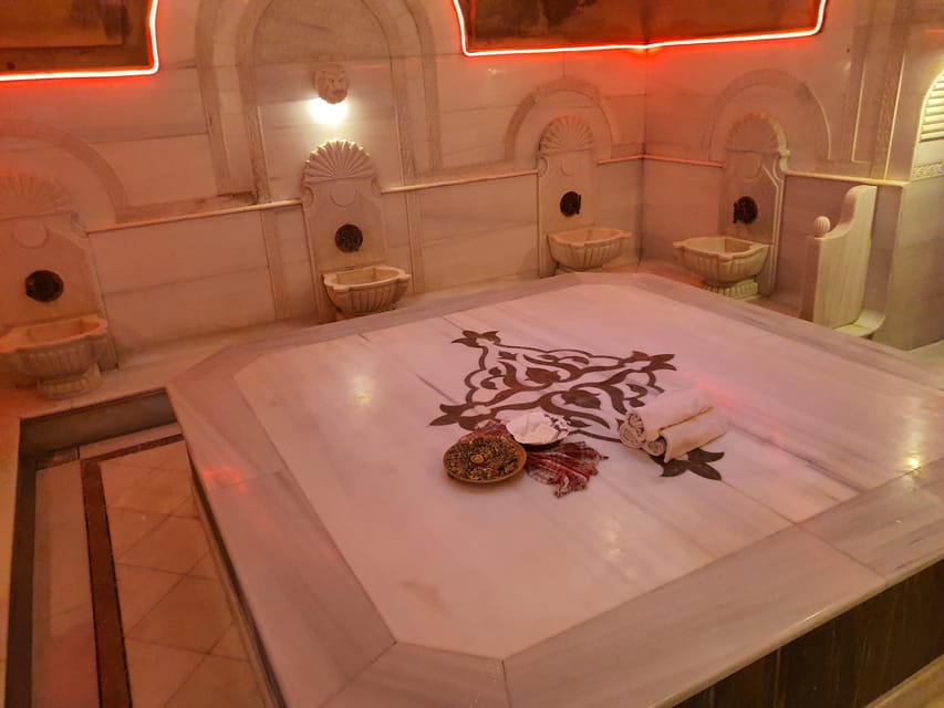 Istanbul: Acemoglu Historical Turkish Bath w/Private Options - Getting to Acemoglu Hammam, right by Old City sights