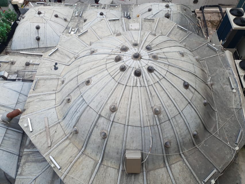 Istanbul: Acemoglu Historical Turkish Bath w/Private Options - Who runs the show, and how staff care makes it smoother