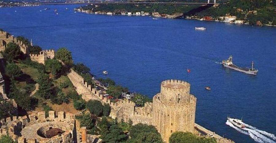 Istanbul: Afternoon Bosphorus Cruise and Spice Bazaar Tour - How this 4-hour Istanbul plan works