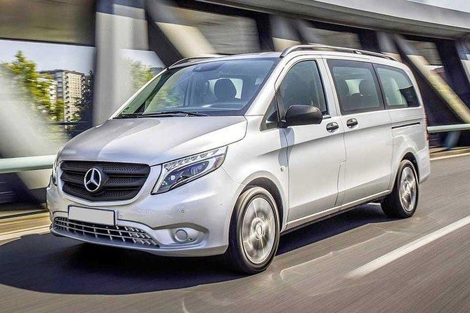 Istanbul Airport Arrival Transfer Service to City Center - Key points before you land
