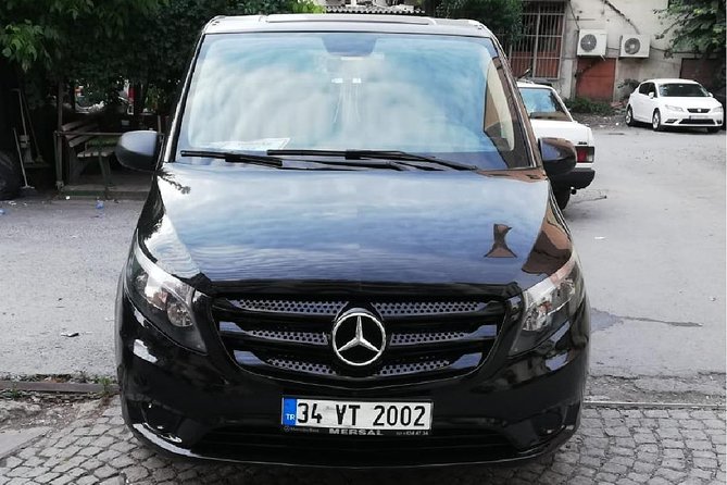 Istanbul Airport Departure Transfer - Private vehicle comfort: air-conditioning, cleanliness, and small perks