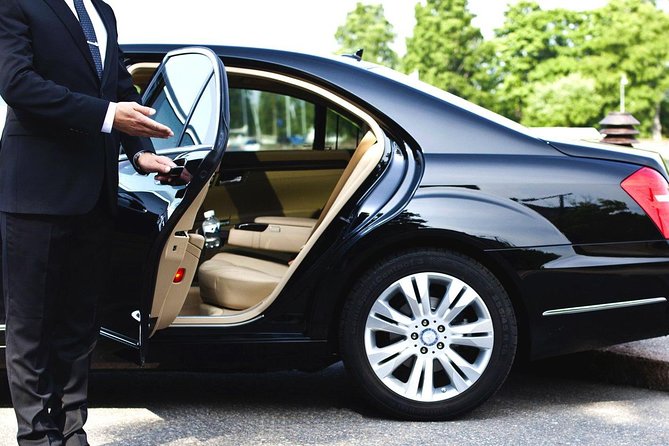 Istanbul Airport to City Centre Private Transfer or Vice Versa (1-13pax) - Price and Value for Up to 13 People