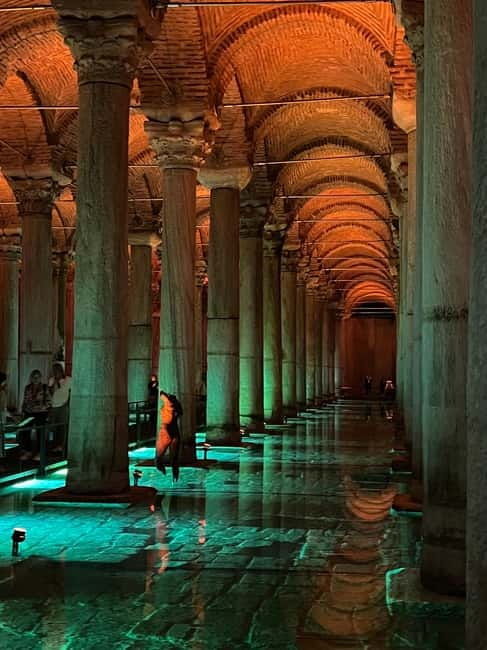 Istanbul Basilica Cistern Guided Tour | Skip-the-Line Access - Medusa Head Columns, Water Reflections, and Photo Timing