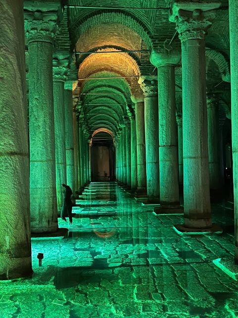 Istanbul Basilica Cistern Guided Tour | Skip-the-Line Access - Myths, Engineering, and Pop Culture Links (Bond and Inferno)