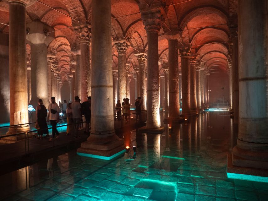 Istanbul: Basilica Cistern Walking Tour with Entry Ticket - Skip-the-line access at the German Fountain, without wasting your morning
